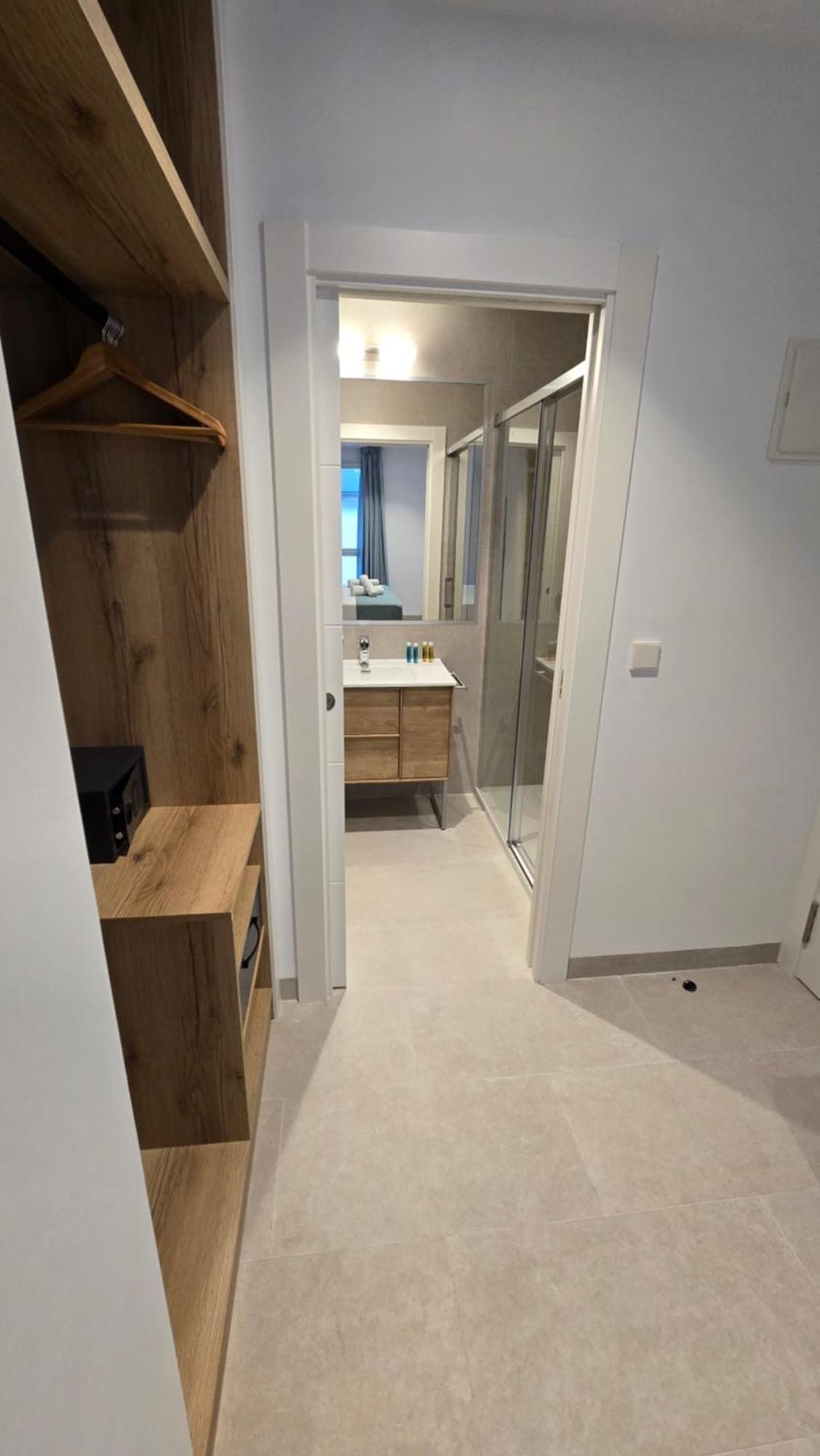 Hostal Rambla 24 By Holihome Alicante Zewnętrze zdjęcie