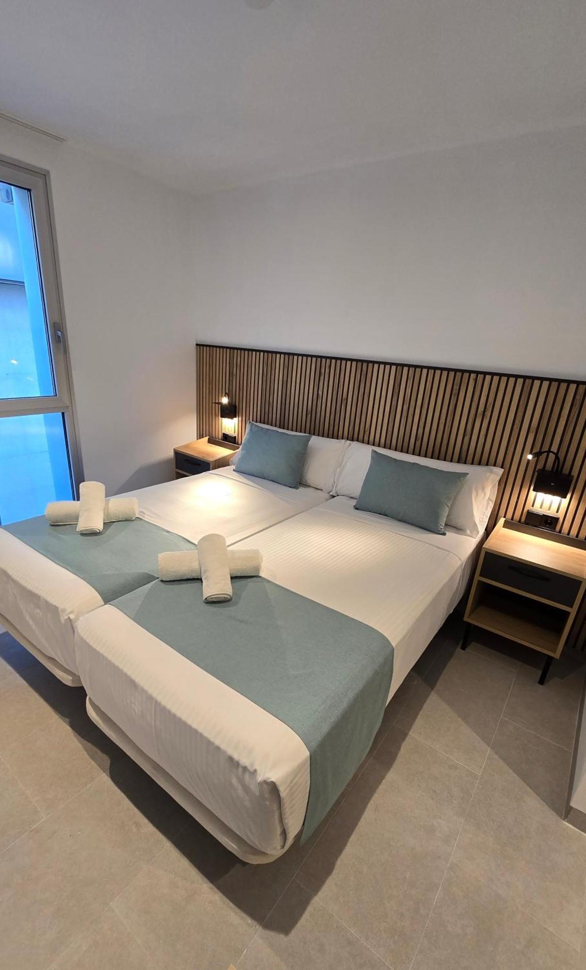 Hostal Rambla 24 By Holihome Alicante Zewnętrze zdjęcie