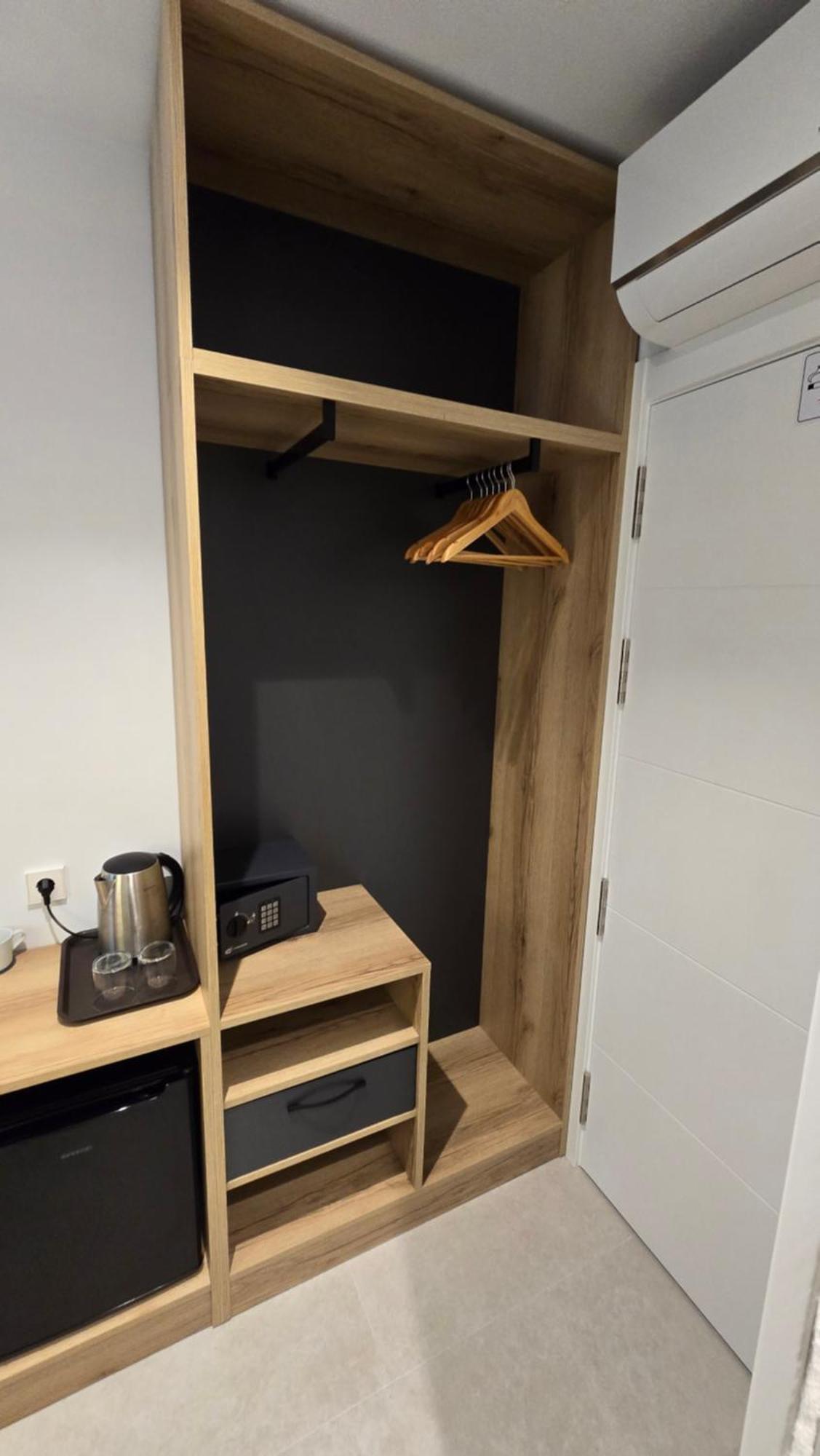 Hostal Rambla 24 By Holihome Alicante Zewnętrze zdjęcie